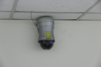 快速球摄影机＋红外线感应器